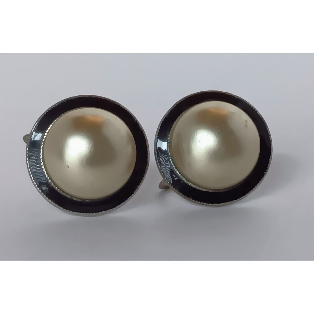 Vintage Art Deco Faux Pearl Black Enamel Button Screwback Clip Earrings 3/4 in